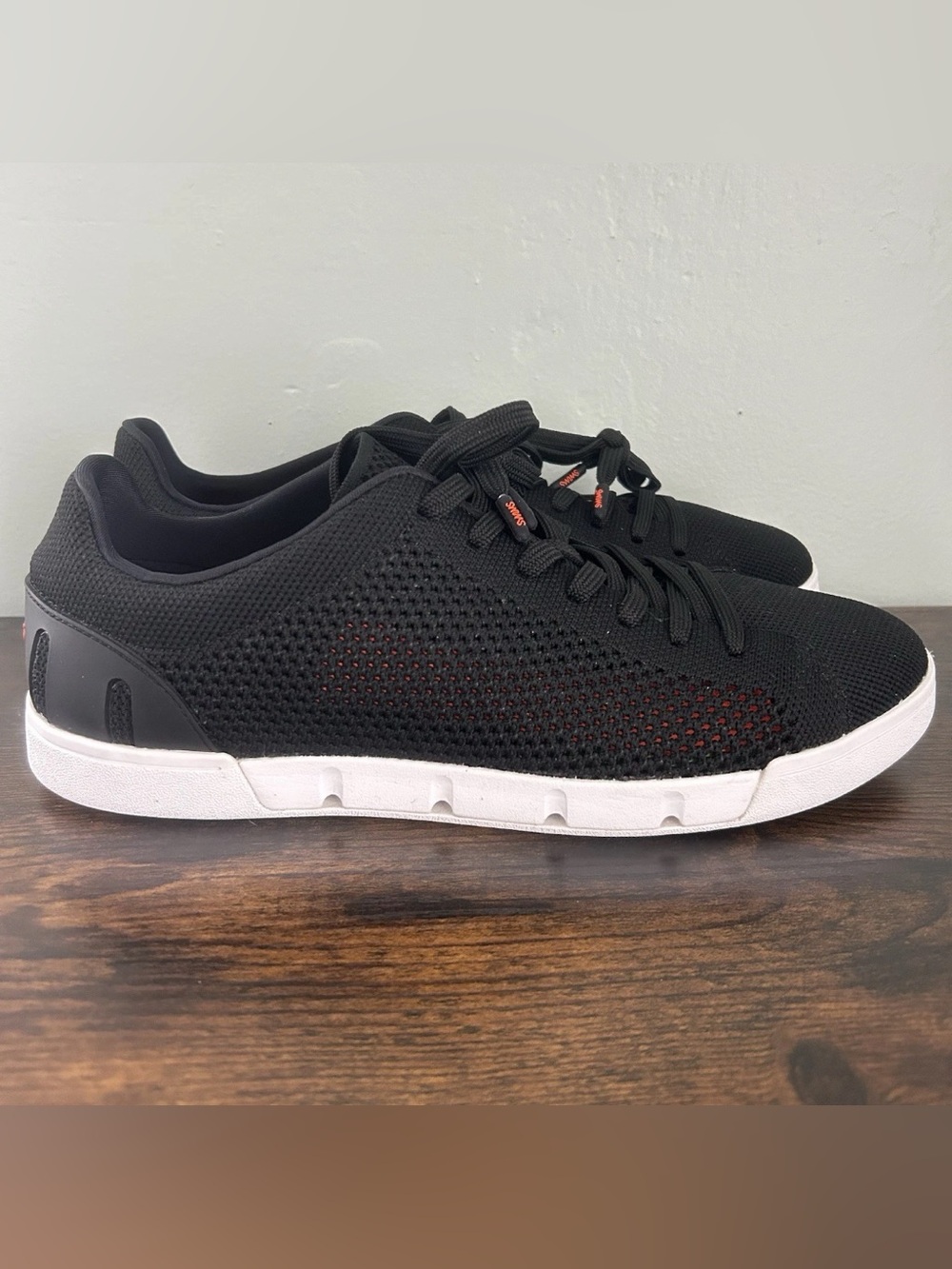 Swims Mens Breeze Knit Shoes Sneakers Black Size 8